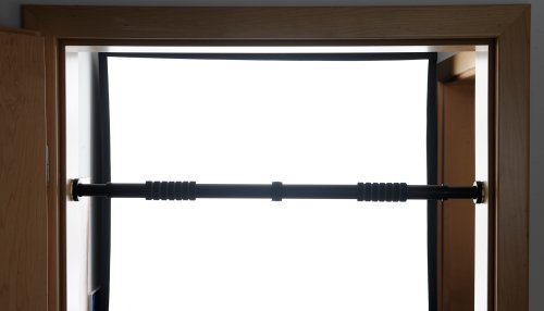 Türreck Klimmzugstange mit Handpolster - 9